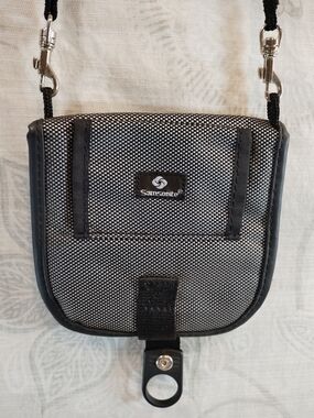 Samsonite  Black Gray Crossbody Bag/Travel Wallet